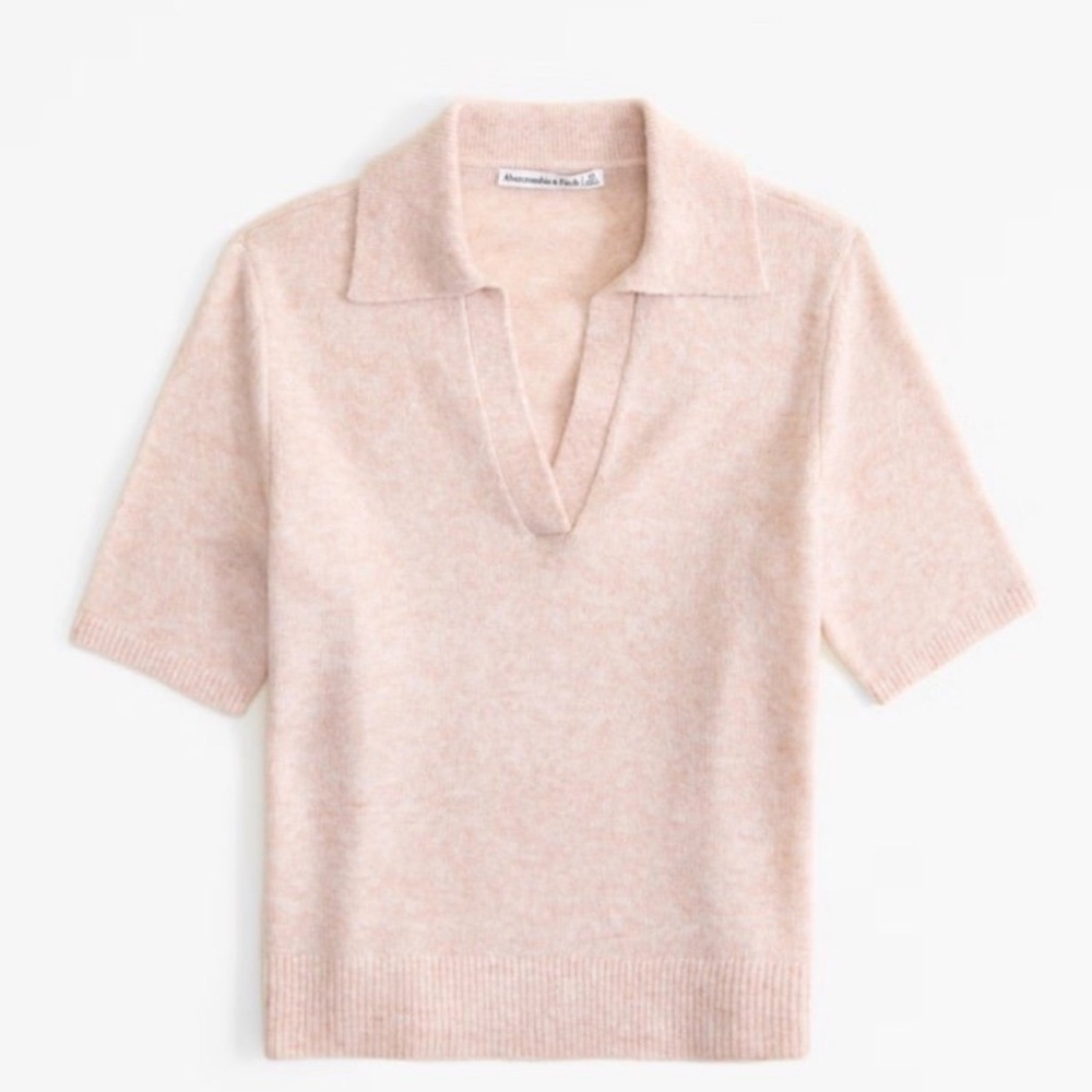 Abercrombie & Fitch Notch Neck Sweater Tee